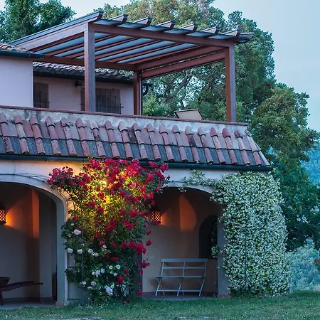 Colle Donatucci Kır Evi